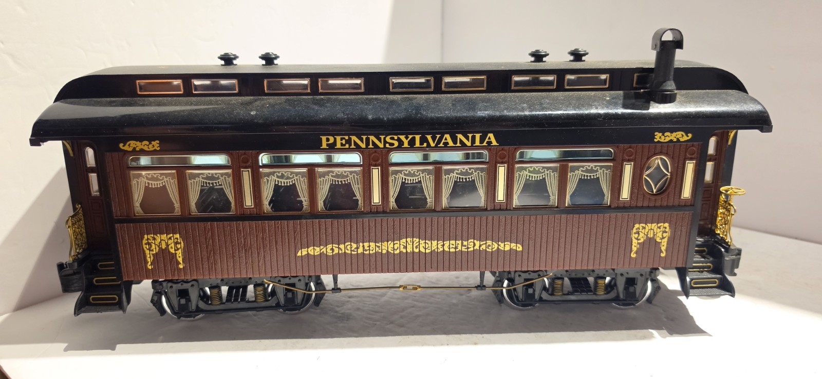 Aristo-Craft G Scale Passenger Car Coach Pennsylvania REA31001 Aristo-Craft G Scale Passenger Car Coach Pennsylvania REA31001