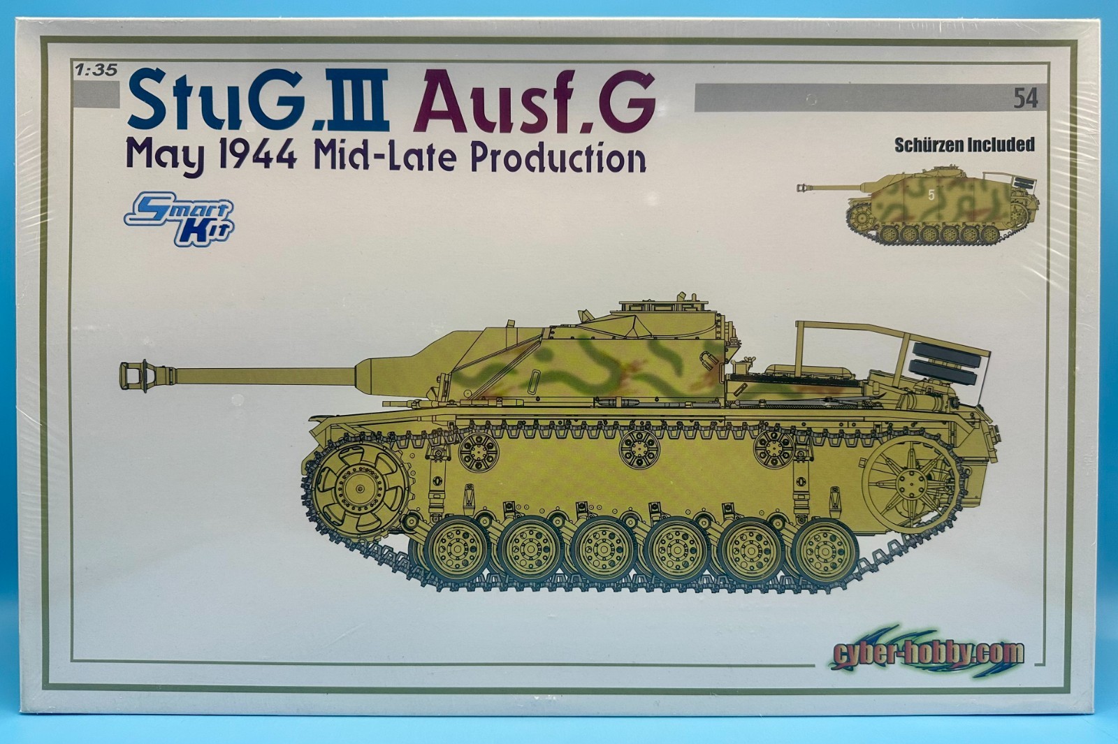 Cyber Hobby 6412 1/35 StuG.III Ausf. G May 1944 Mid-Late Prod. Schürzen included