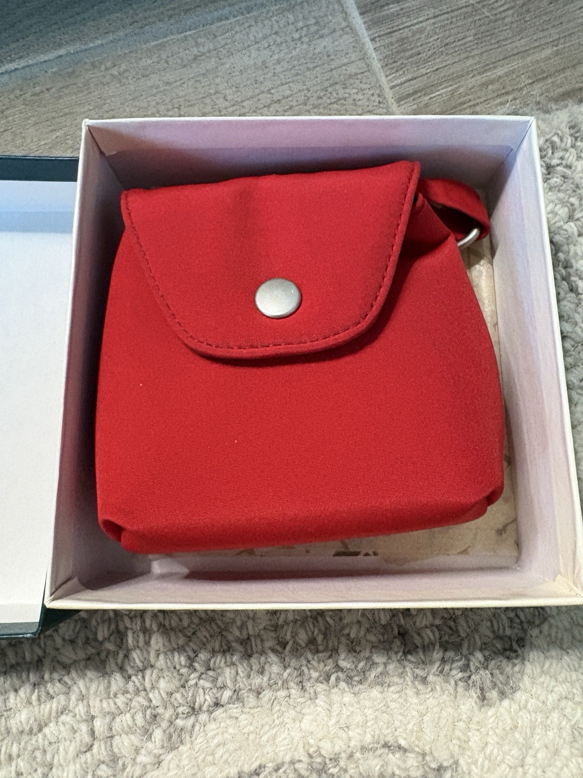 Levenger Red Microfiber Travel Pouch Clip Case Snap YKK Zip w/Box
