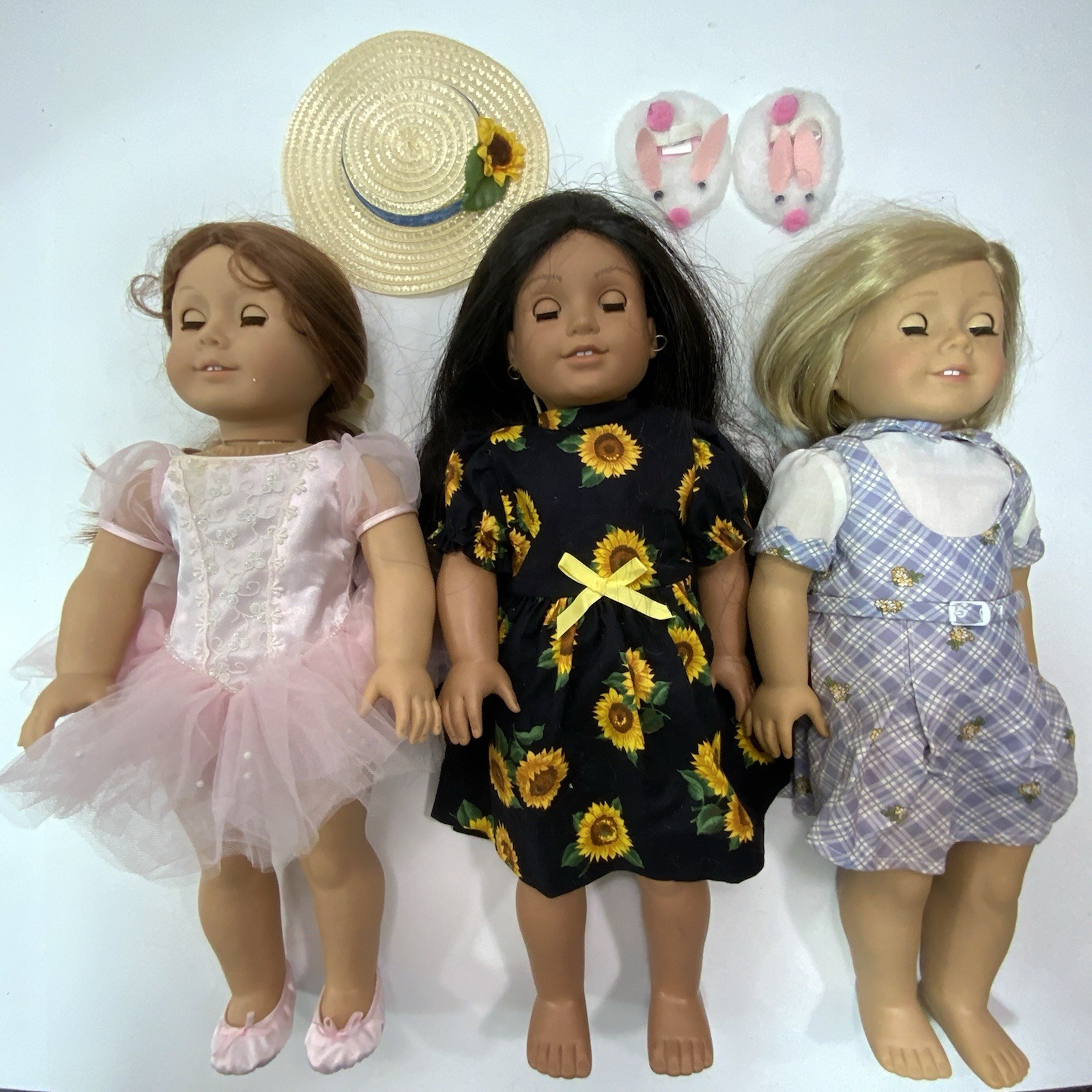 Pleasant Company American Girl Lot of 3 18in & 1  6.5” w/ Outfits