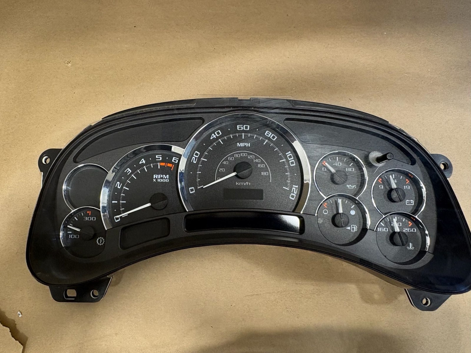 2003-2004 Cadillac Escalade ESV EXT OEM Speedometer Instrument Gauge Cluster