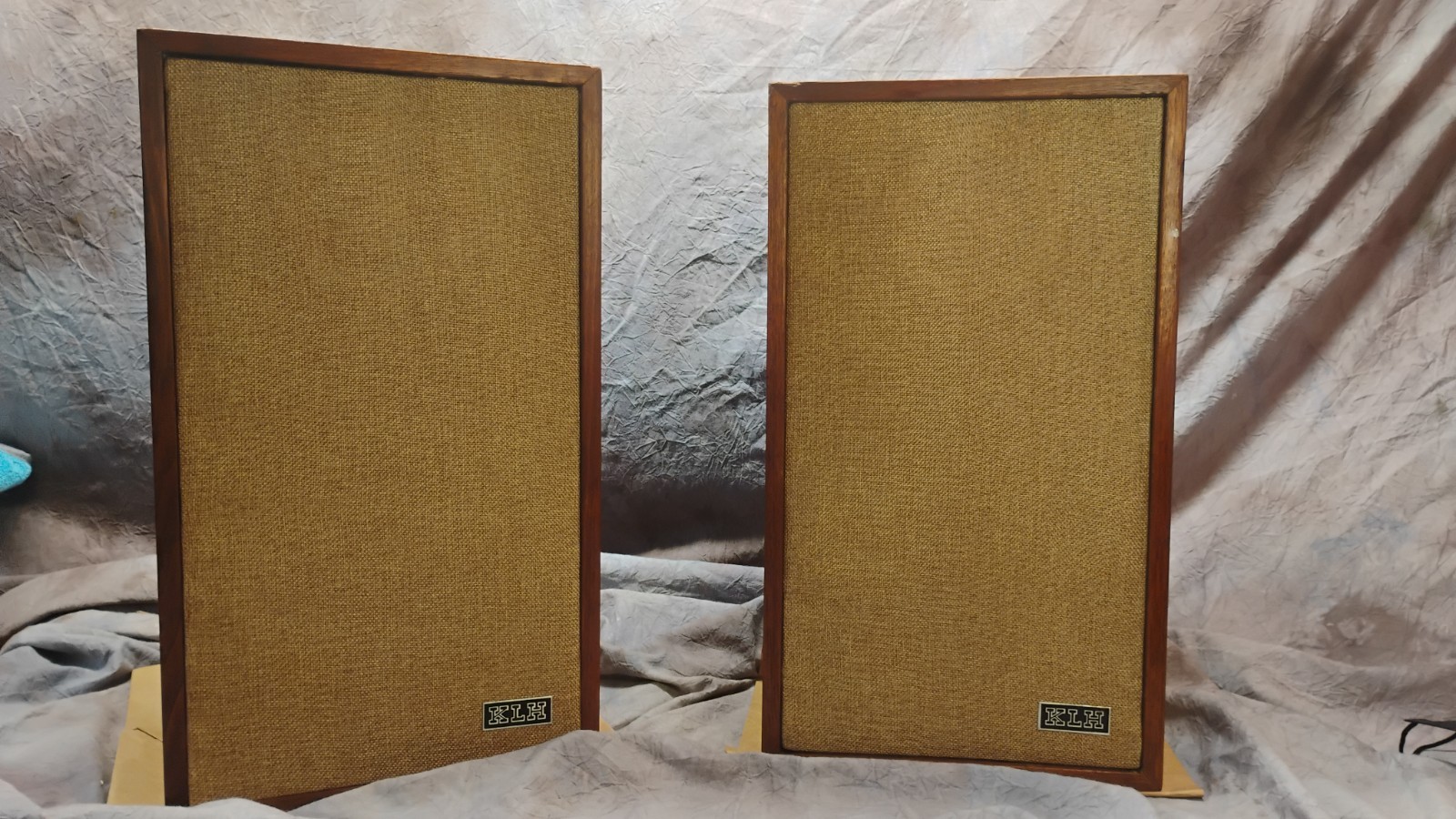 KLH Model Twenty-Four Loudspeaker System Speakers Fully Restored VERY GOOD 
