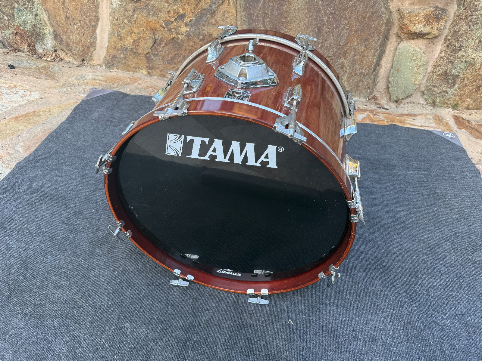 Rare 1980\'s vintage Tama Superstar 20x14 Bass Drum Super Mahogany Rare 1980\'s vintage Tama Superstar 20x14 Bass Drum Super Mahogany