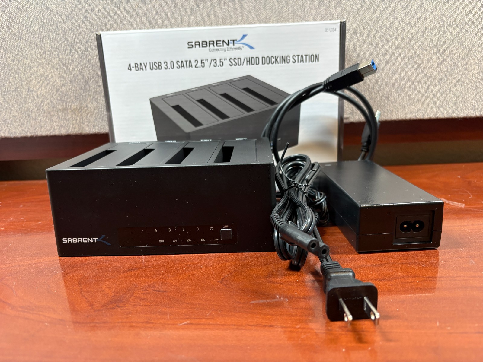 SABRENT 4-Bay USB 3.0 Docking Station for 2.5” & 3.5” SATA HDD & SSD DS-U3B4