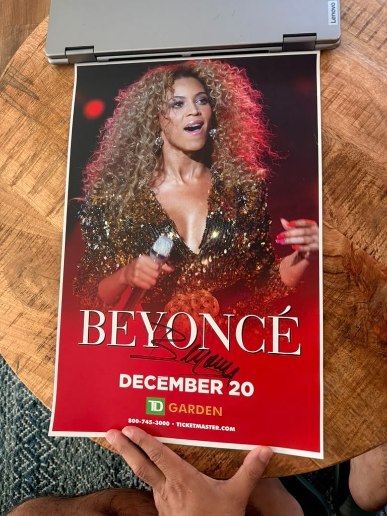 Beyonce Signed 2013 Mrs Carter Show TD Garden Boston Promo Poster Autograph