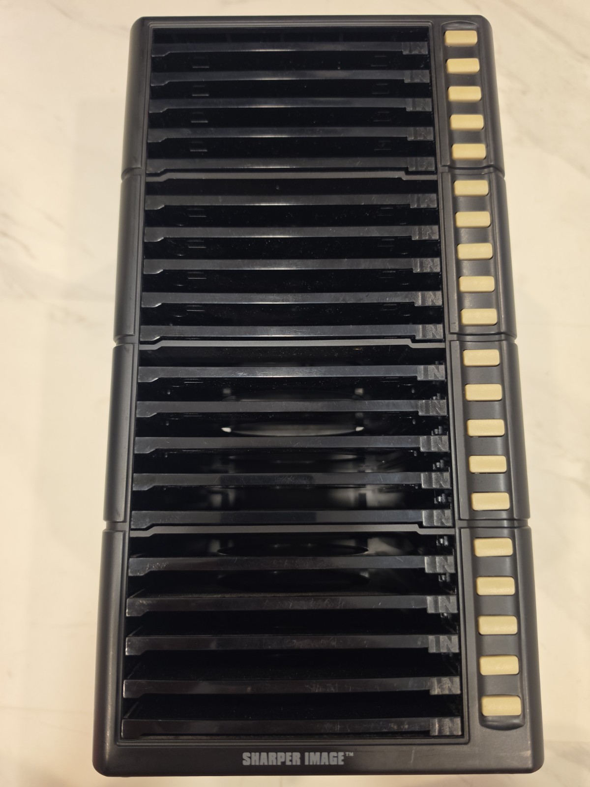 Vintage Sharper Image One Touch CD Case Rack Storage Tower Holder 20 Discs *Read