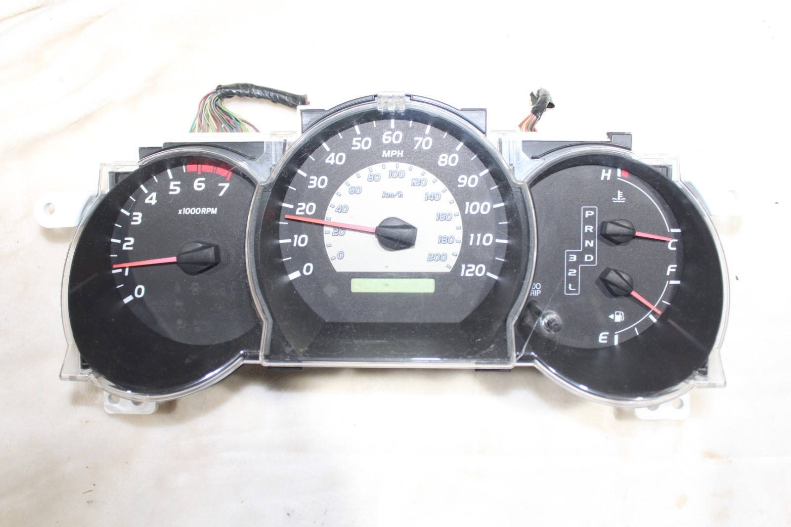 05-15 Toyota TACOMA DASH Instrument Cluster GAUGES Speedometer 2.7 Auto 2wd 88 05-15 Toyota TACOMA DASH Instrument Cluster GAUGES Speedometer 2.7 Auto 2wd 88