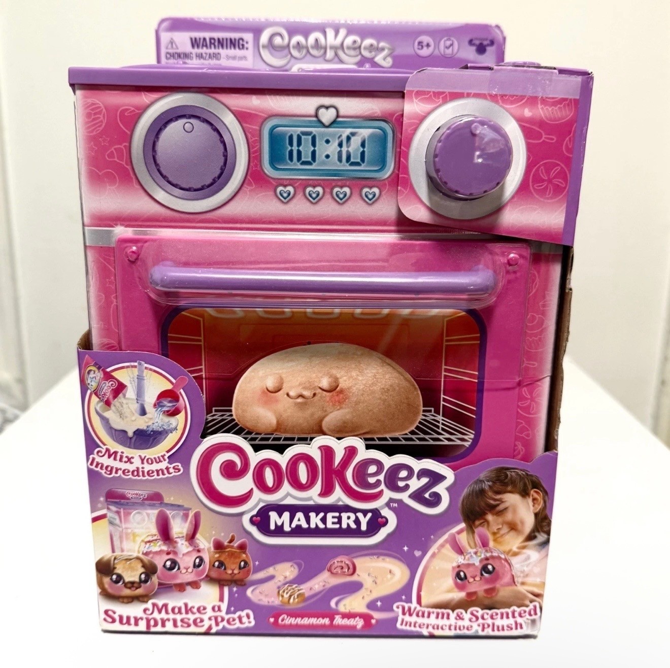 Cookeez Makery Cinnamon Treatz Oven Playset NEW Sealed Interactive Mystery Plush