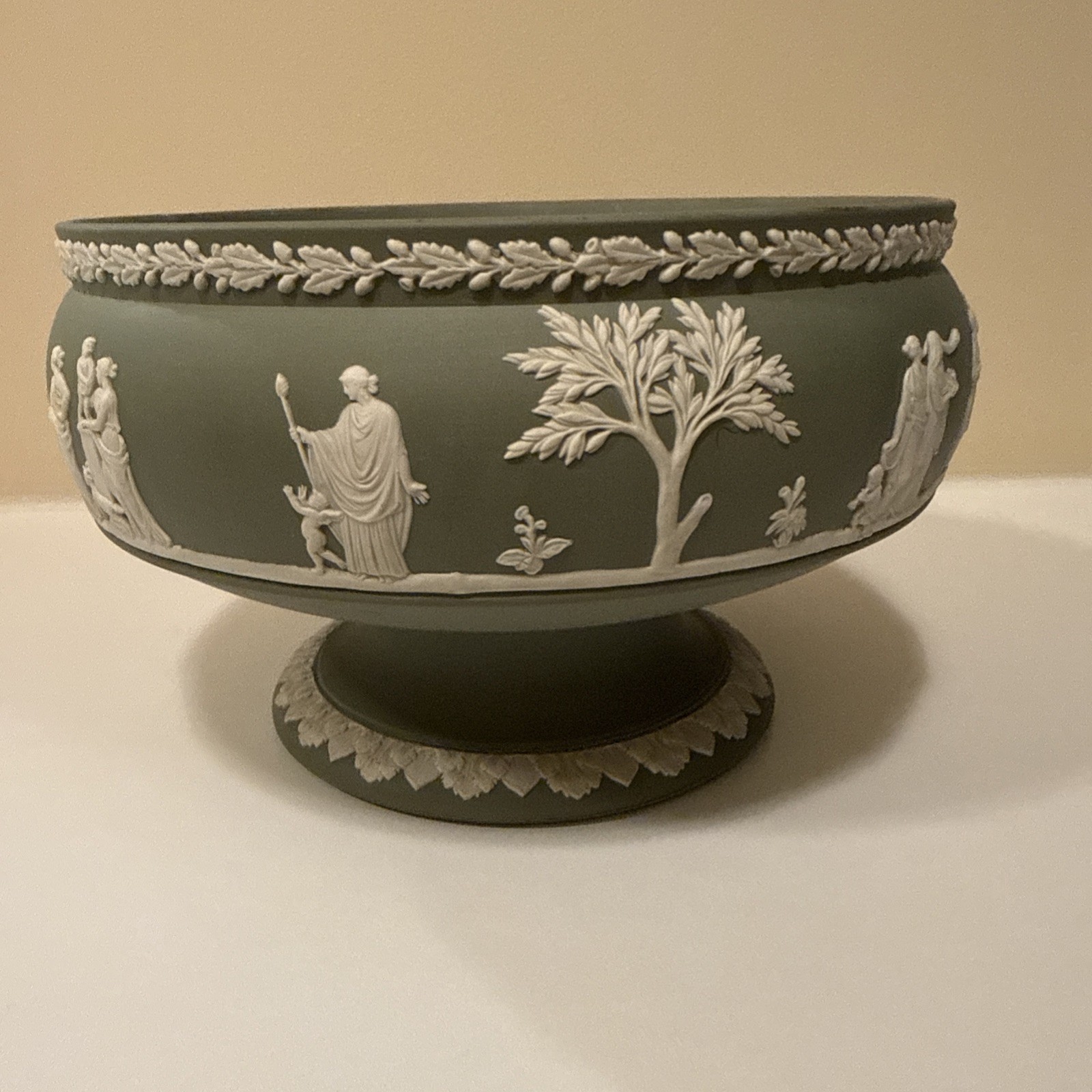 Vintage Wedgwood Jasperware Pedestal Fruit Bowl Celadon Green Sacrifice Figures