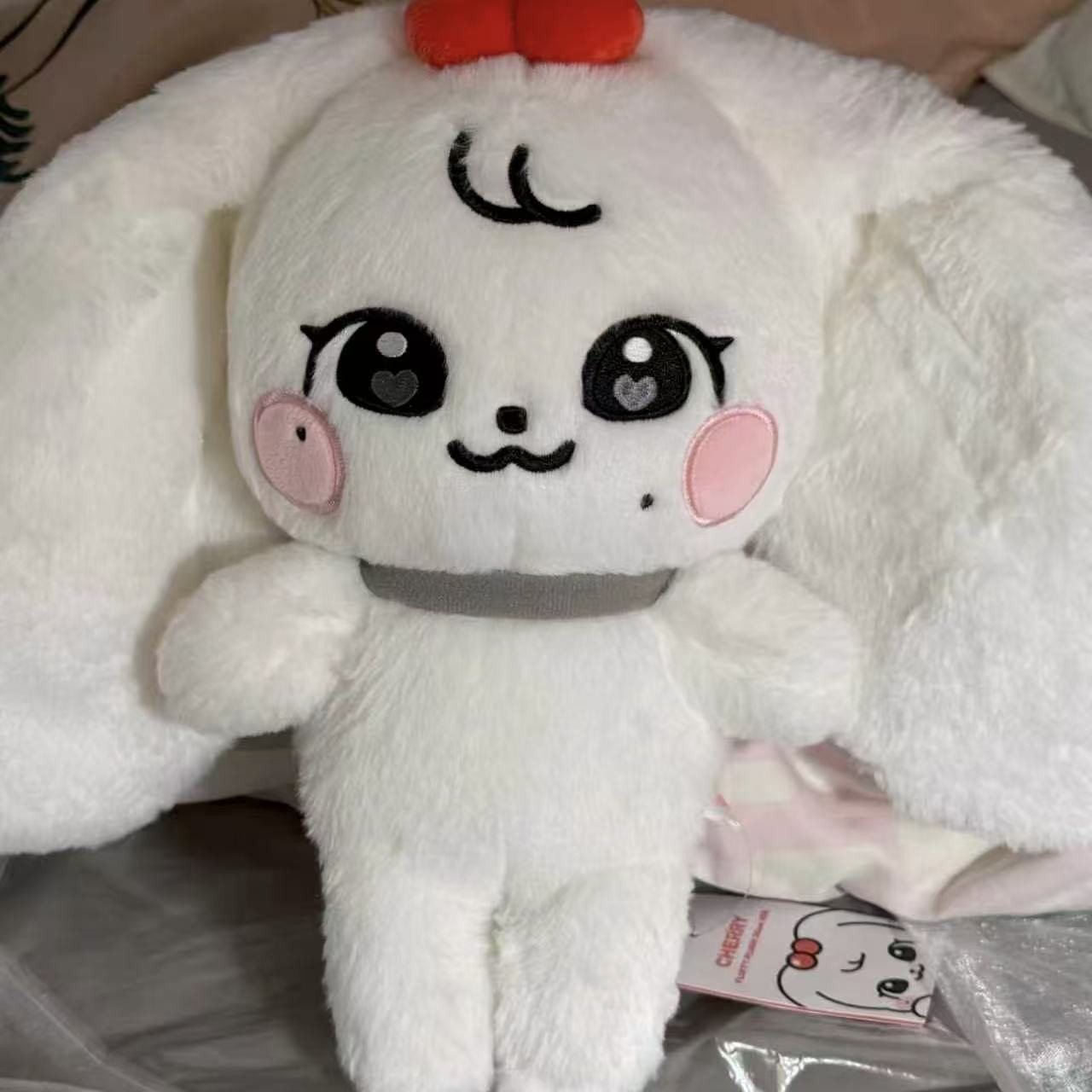 ive芙MINIVE offline flash doll CHERRY Zhang Yuying with a small card
