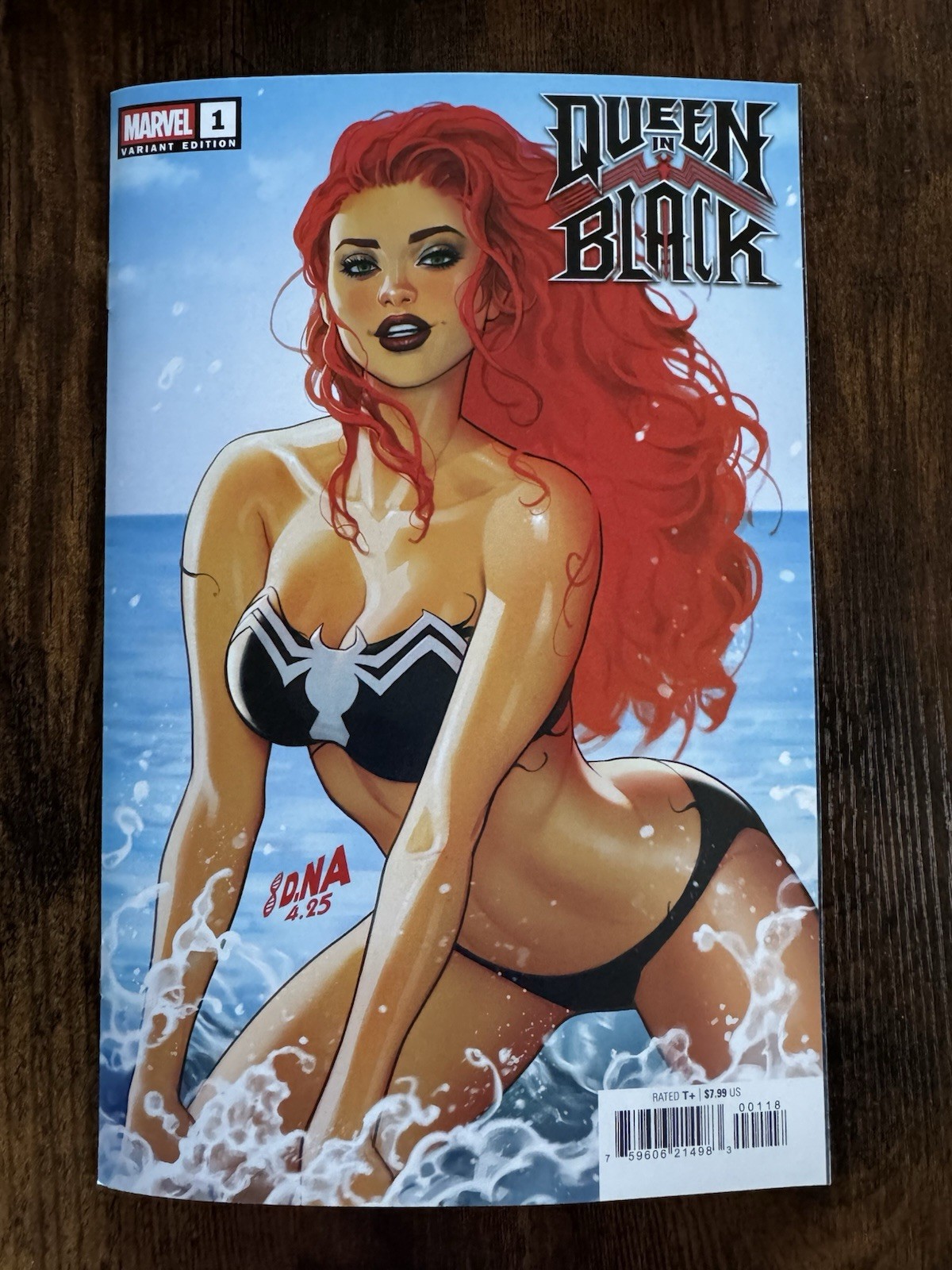 Queen in Black #1 Variant: David Nakayama Blind Bag Swimsuit (DC Comics 2026)