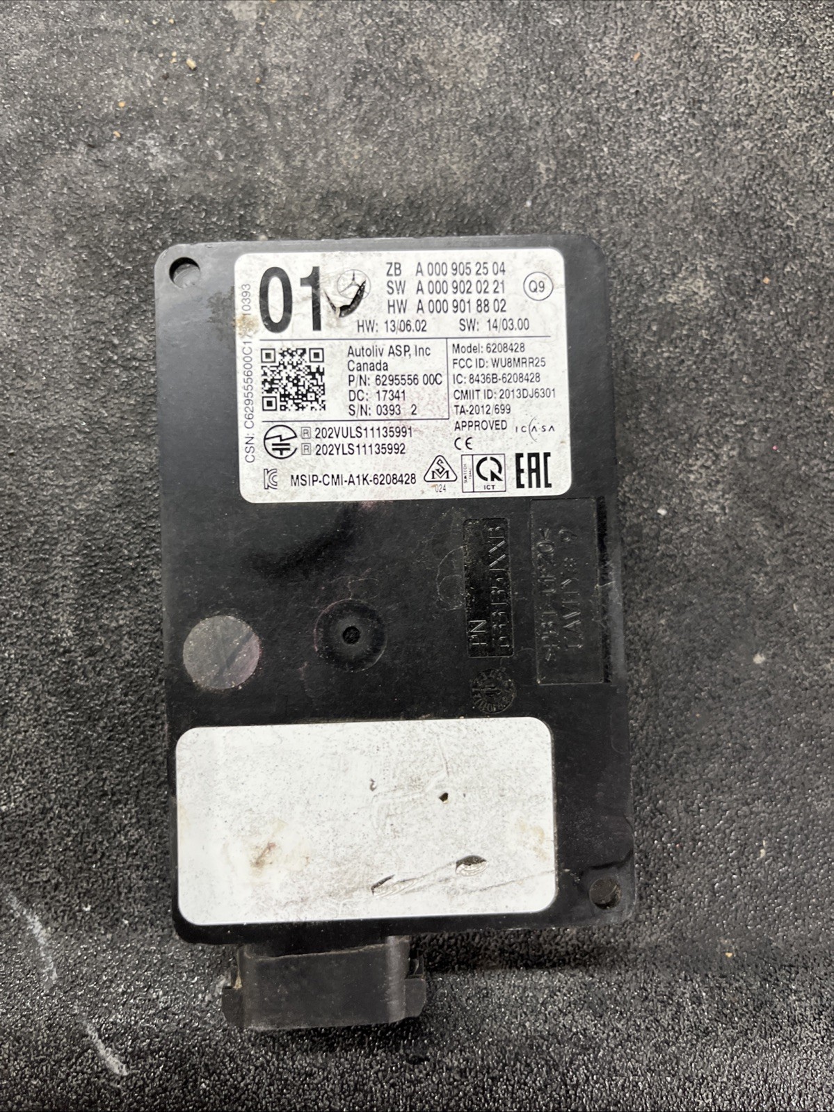 2015-2020 Mercedes Benz Gla 250 Left / Right Sensor Radar Oem A0009052504