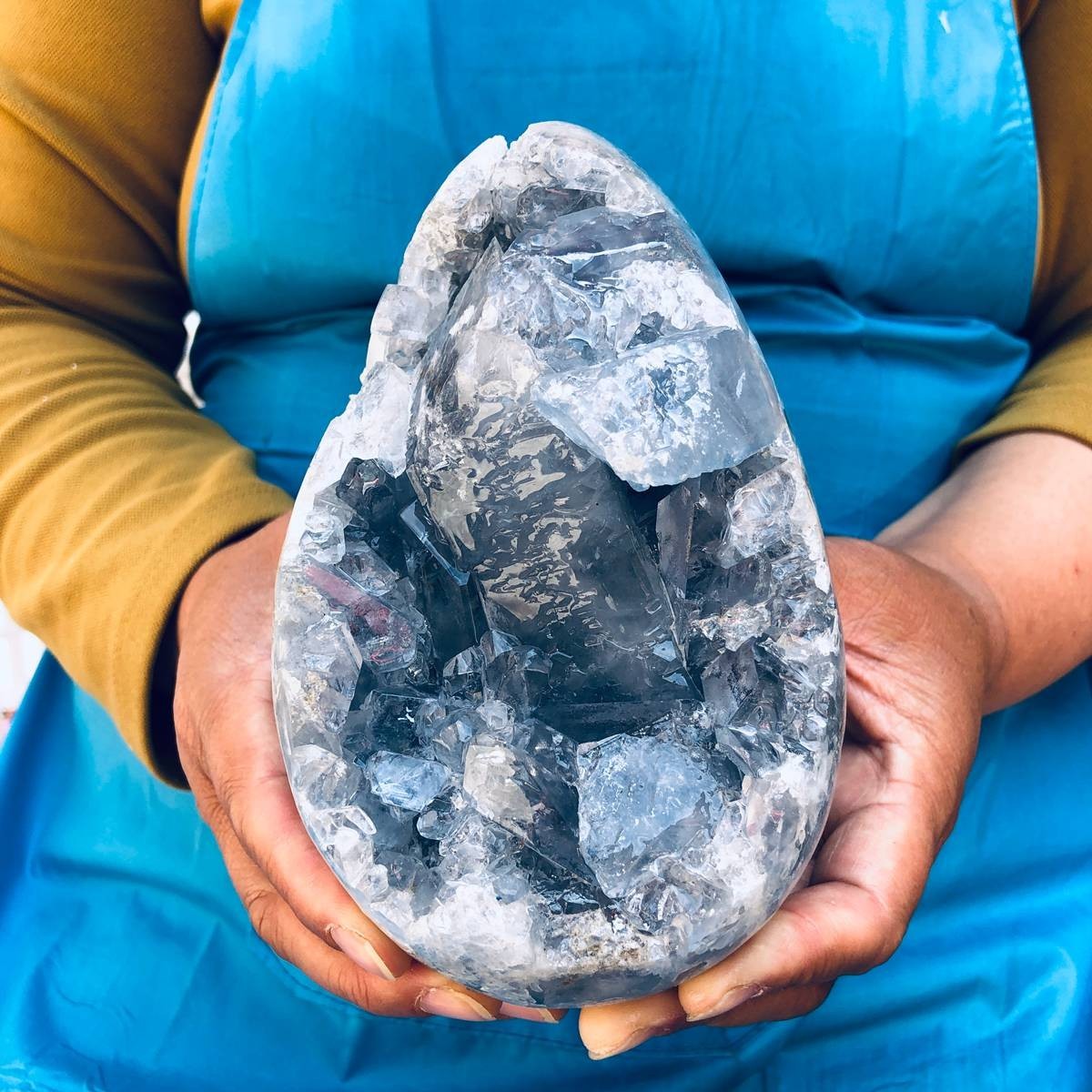 4.57LB Natural Blue Celestite Geode Quartz Crystal Mineral Specimen Healing 4.57LB Natural Blue Celestite Geode Quartz Crystal Mineral Specimen Healing