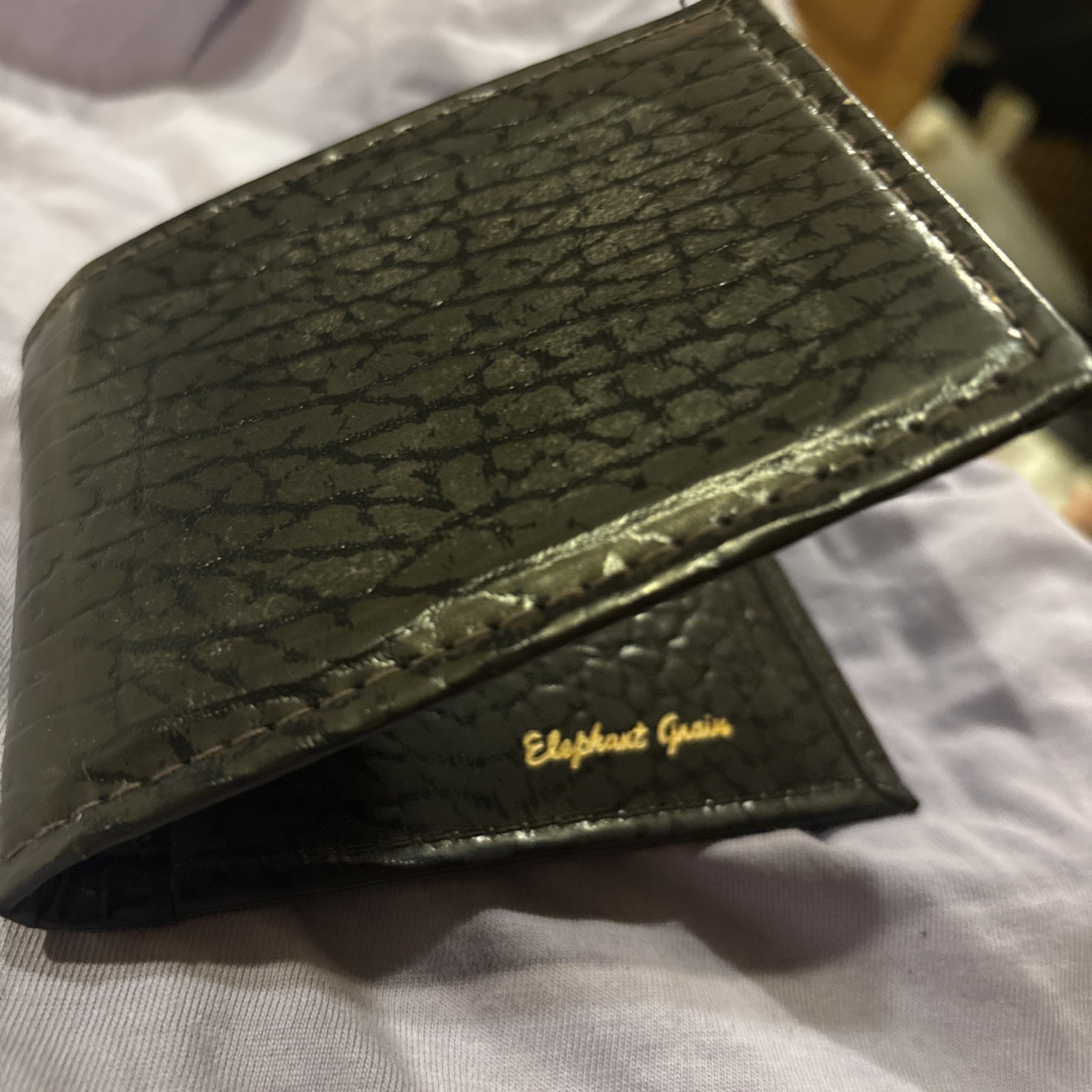 Vintage Elephant Grain Black Leather Bi-fold Wallet Blank Monogram Tab Mid Cntry Vintage Elephant Grain Black Leather Bi-fold Wallet Blank Monogram Tab Mid Cntry
