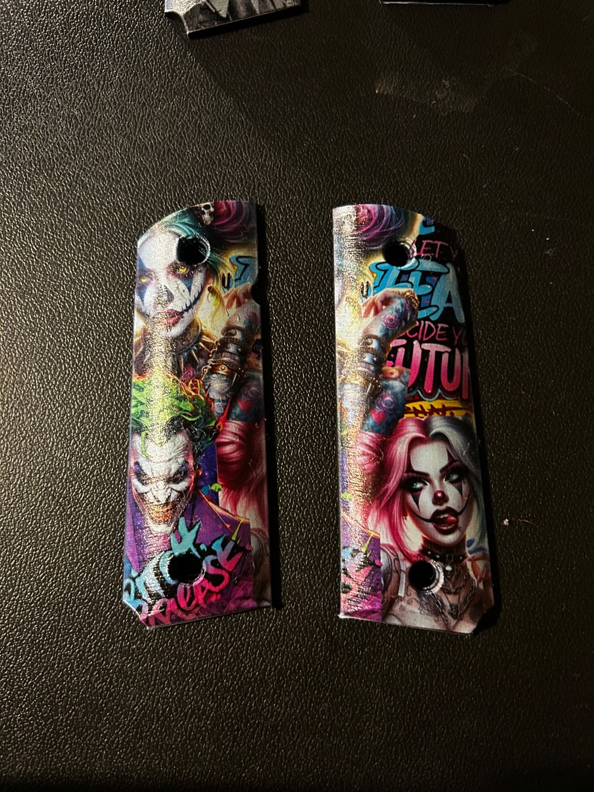 custom 1911 grips joker and Harley Quinn themed custom 1911 grips joker and Harley Quinn themed