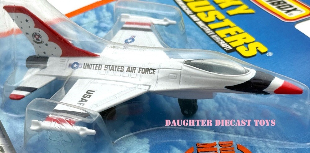 USAF THUNDERBIRDS F-16 Mint Condition on Factory Sealed Card-Perfect Gift