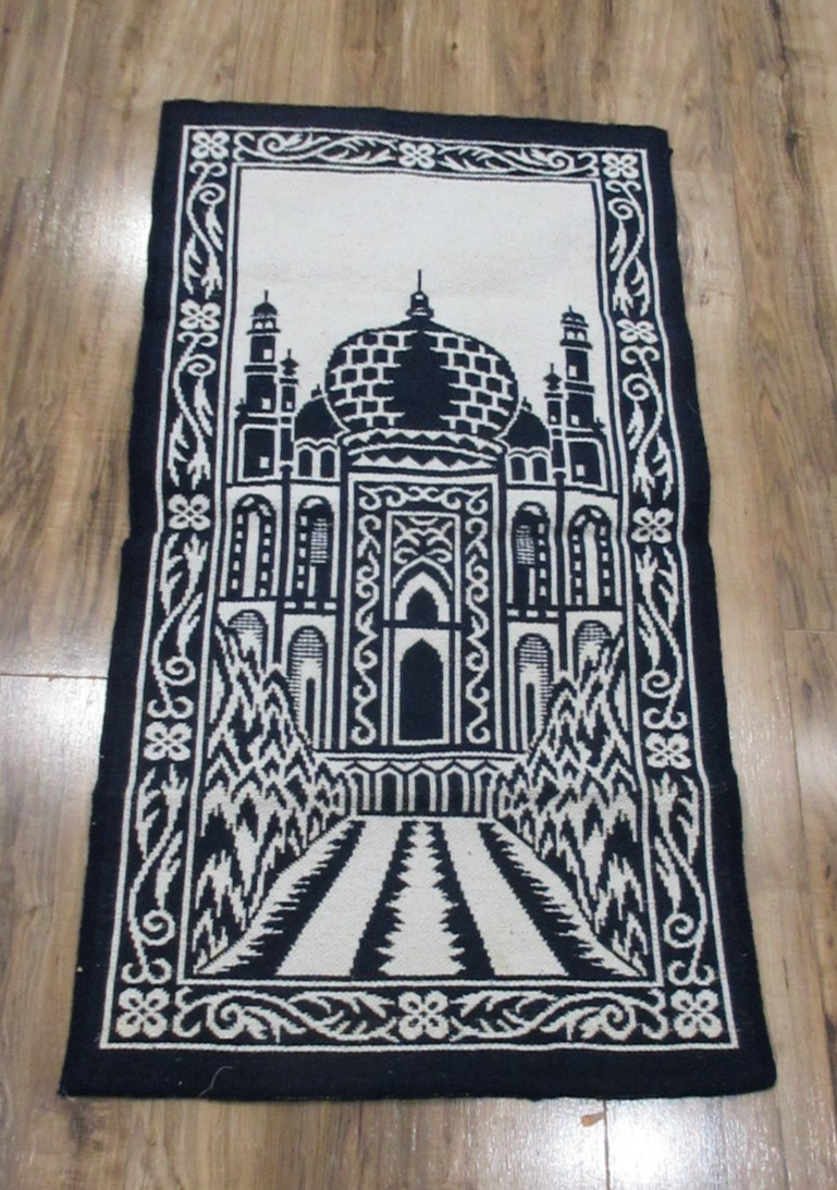 Vtg. Middle Eastern Prayer Rug Blue & White Mosque Featured Textured 43 Vtg. Middle Eastern Prayer Rug Blue & White Mosque Featured Textured 43