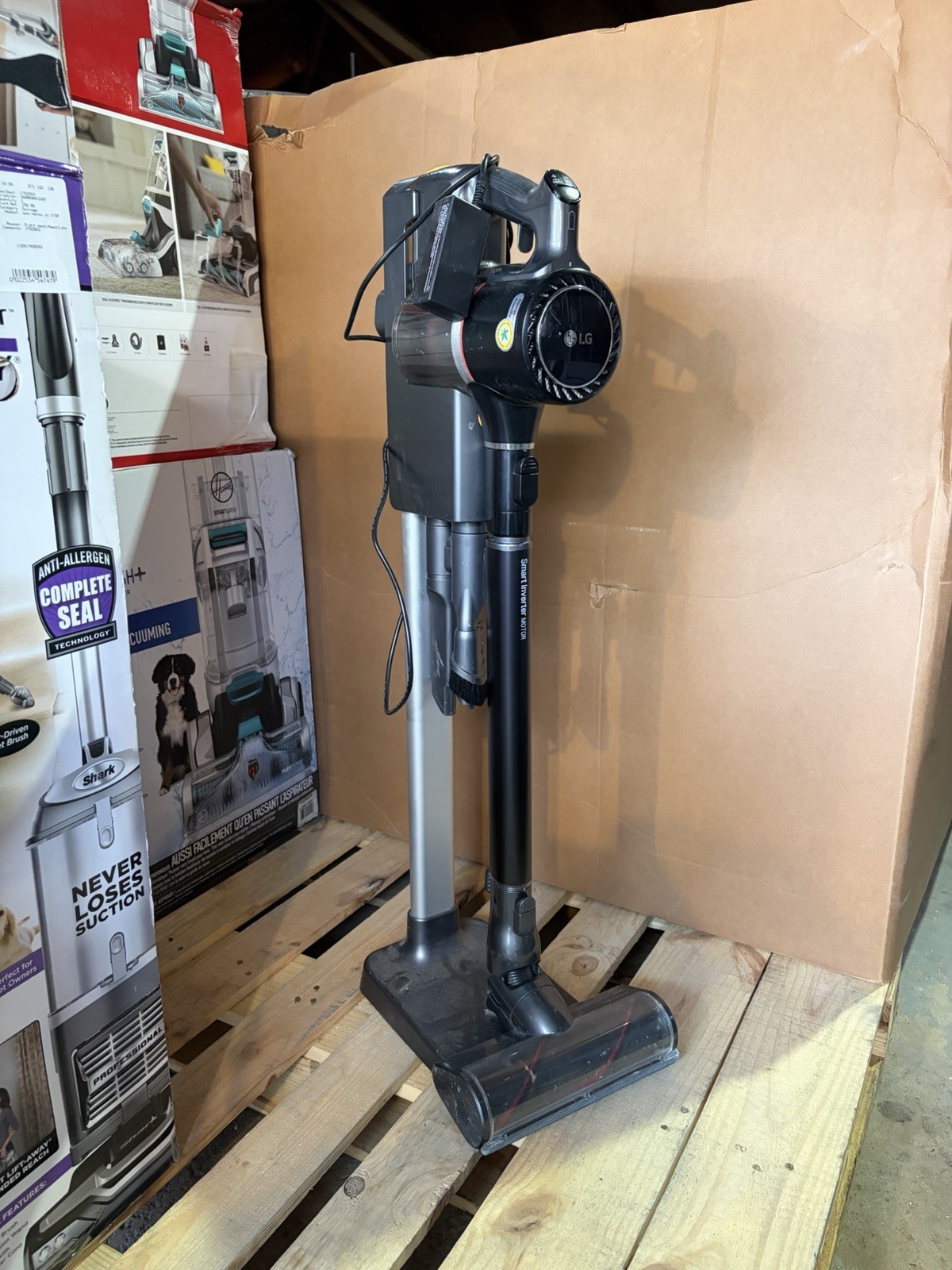 LG CORDZERO STICK VAC
