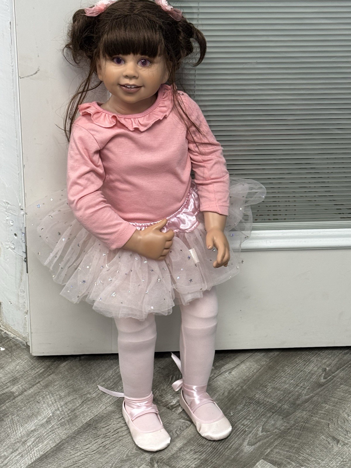Ashton Drake Lara Lifelike Realistic Ballerina Girl Child Doll Ballet Tutu 31\