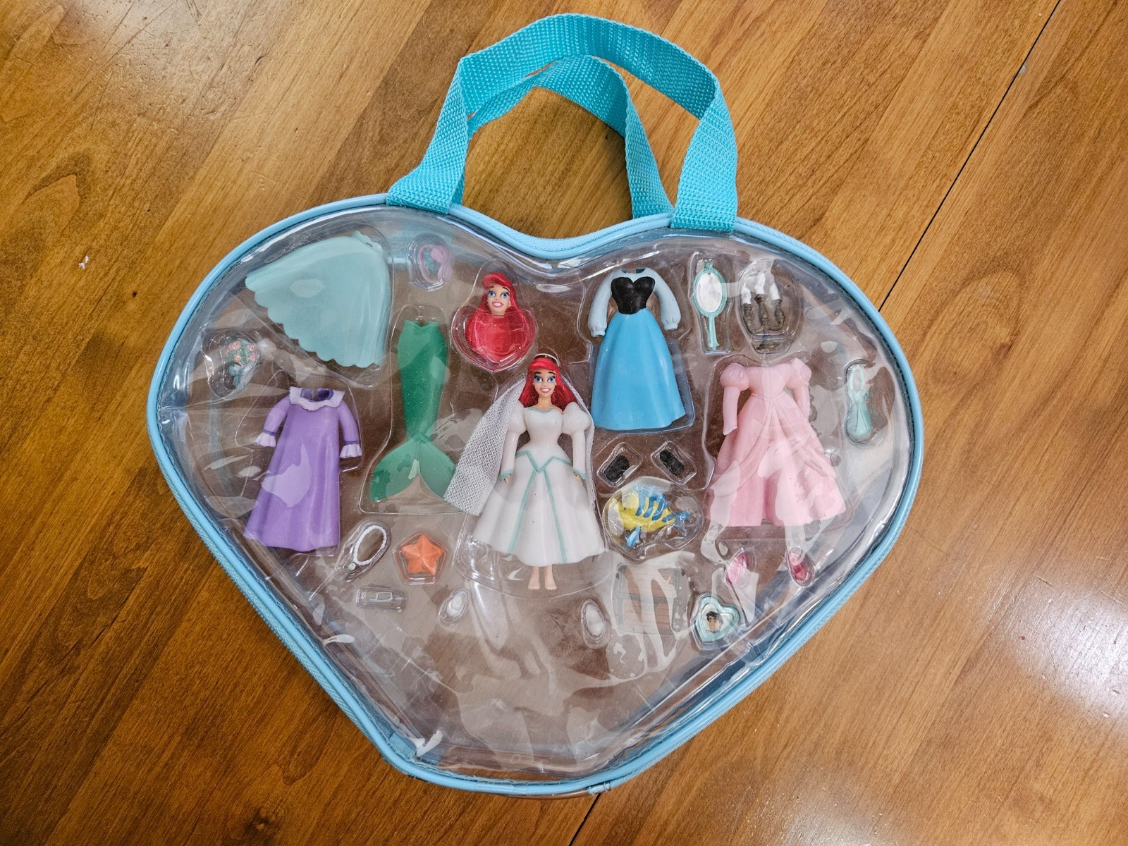 RARE Disneys Ariel Pretty as a Princess Fashions with Bag Y2K 2000 Fashion Polly RARE Disneys Ariel Pretty as a Princess Fashions with Bag Y2K 2000 Fashion Polly