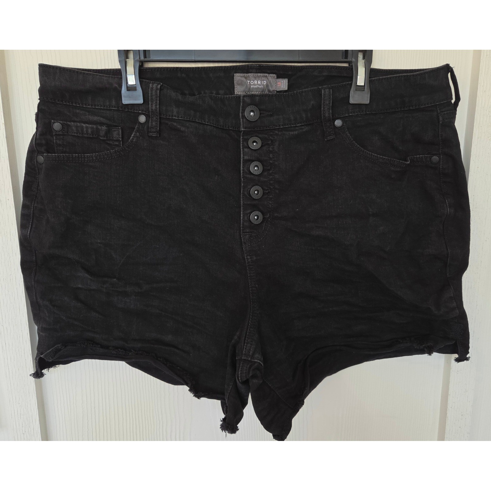 Torrid Black Denim Cutoff Shorts 18 Vacation Festival Beach Concert Indie Grunge