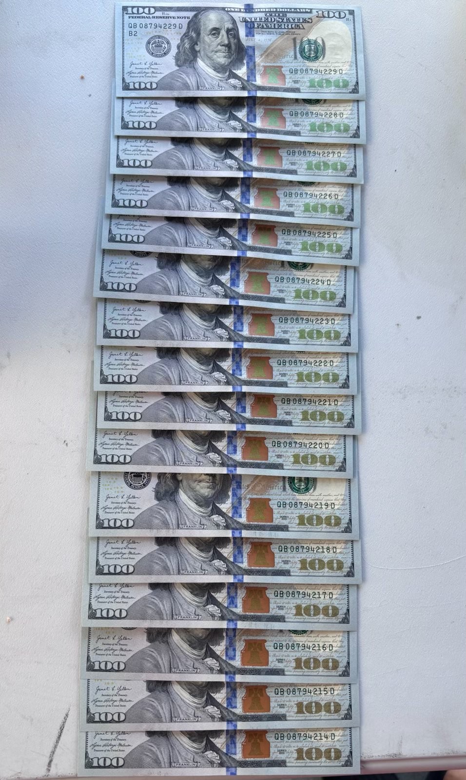 2009 A 100 Dollar Bill Notes In Sequential Order Total 16