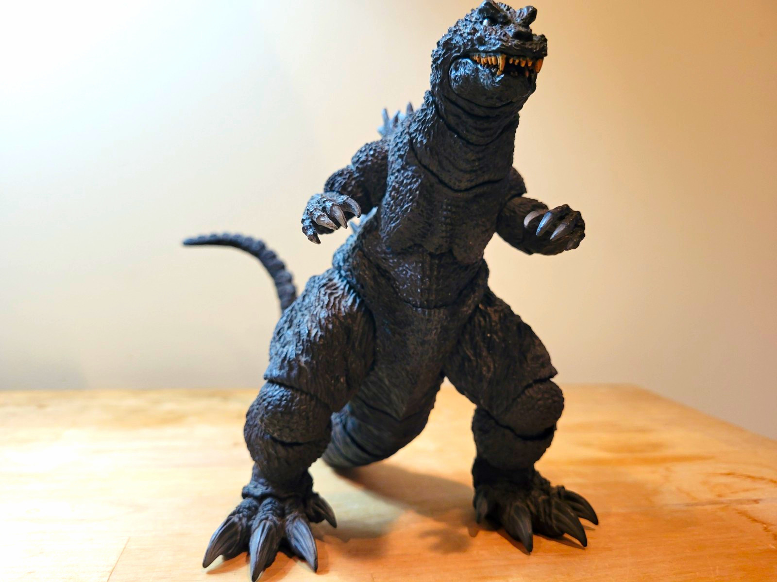 GODZILLA 2001 S.H.MONSTERARTS GMK BANDAI TAMASHII NATIONS LOOSE ACTION FIGURE GODZILLA 2001 S.H.MONSTERARTS GMK BANDAI TAMASHII NATIONS LOOSE ACTION FIGURE