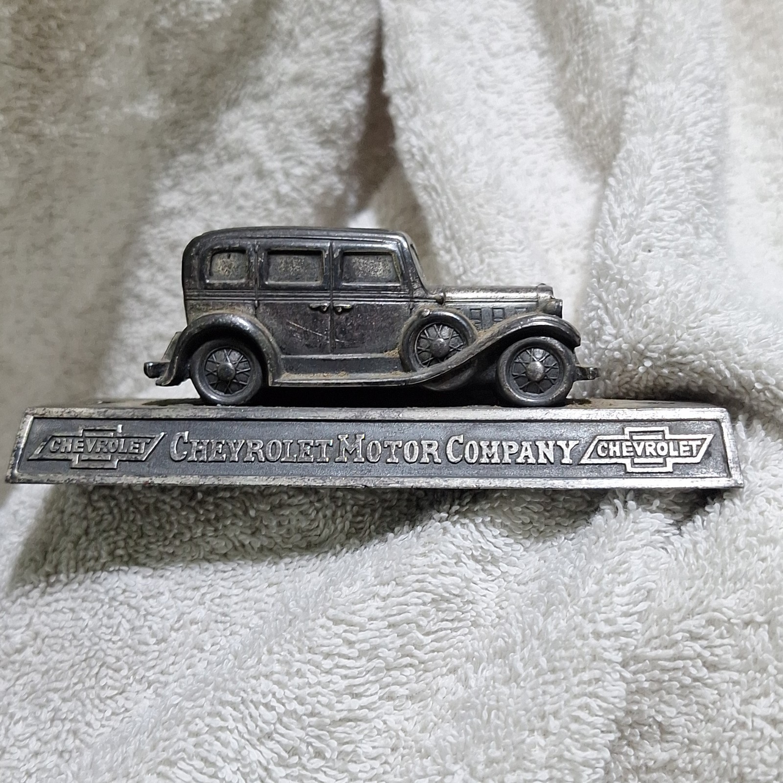 Vintage 1930s Chevrolet Motor Company Advertising Paperweight Cast Metal Chevy