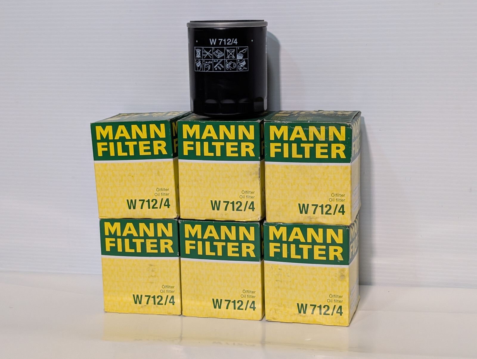 Lot of 6: Mann Filter W712/4 Spin-On Replacement Oil Filters -Made in Germany Lot of 6: Mann Filter W712/4 Spin-On Replacement Oil Filters -Made in Germany