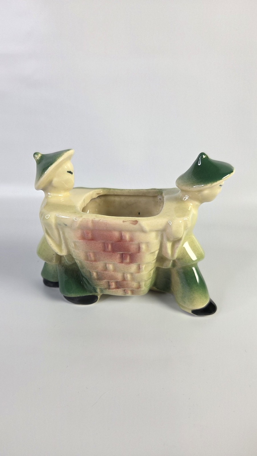 Vintage Shawnee Pottery Planter 537 Farmer Pulling Cart Men Carrying Basket Vintage Shawnee Pottery Planter 537 Farmer Pulling Cart Men Carrying Basket