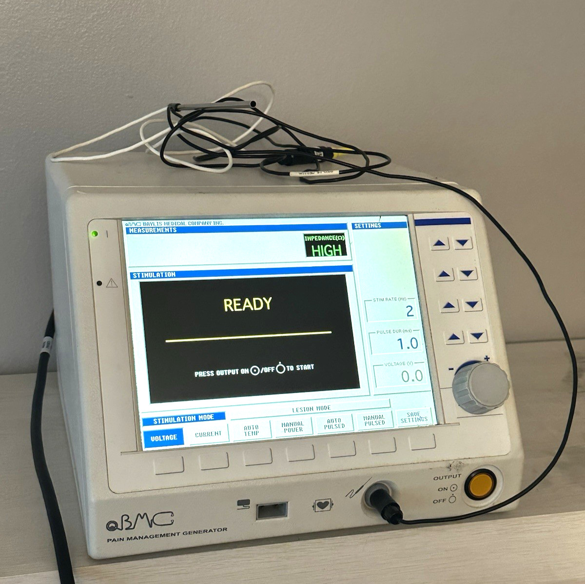 Baylis PMG-115-TD Pain Management Generator RF w/ probe Baylis PMG-115-TD Pain Management Generator RF w/ probe