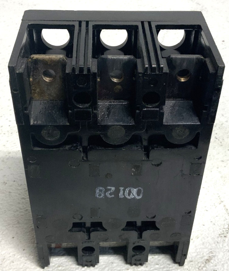 Westinghouse CA3125X Molded Case Circuit Breaker 3-Pole 125A 240VAC Thermal 265D