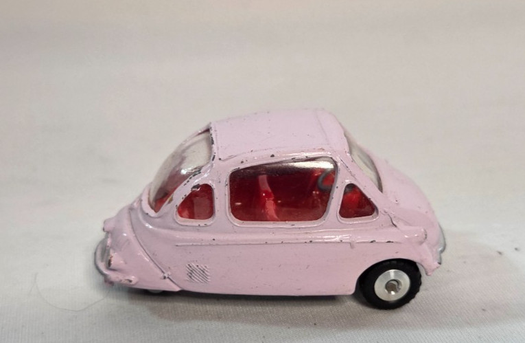 Corgi Toys No.233 Heinkel 1 Economy \ Corgi Toys No.233 Heinkel 1 Economy \