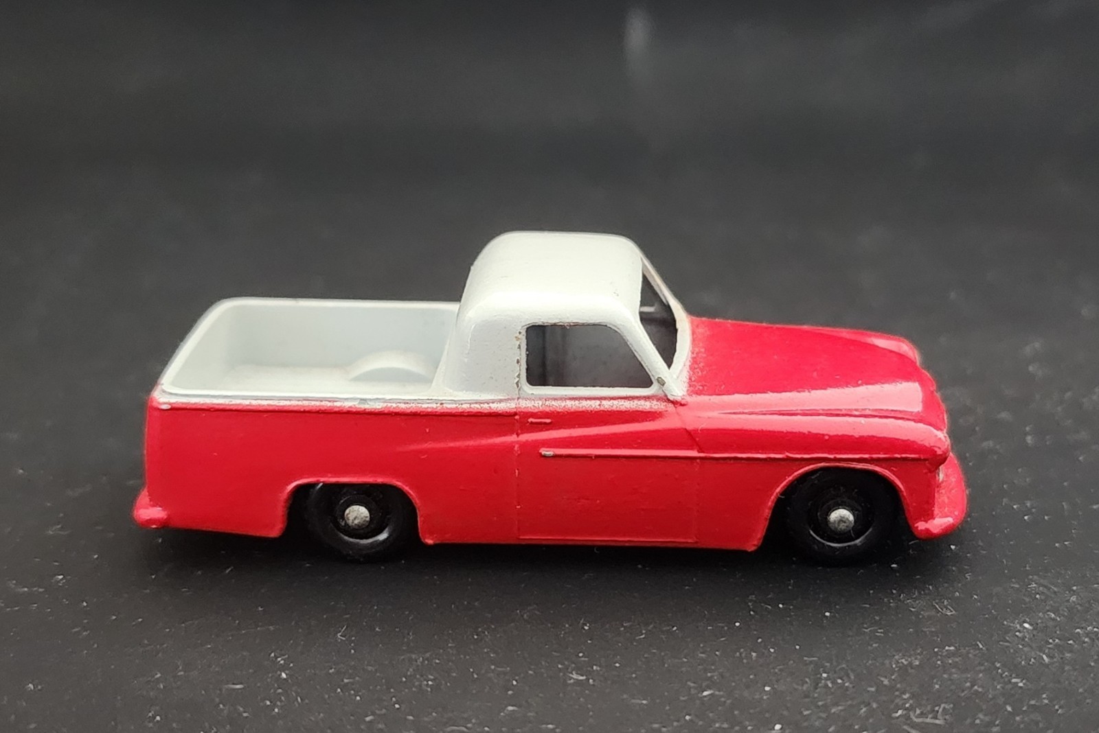 Vintage Matchbox Lesney No 50A Commer Pick-Up Red Gray BPW England