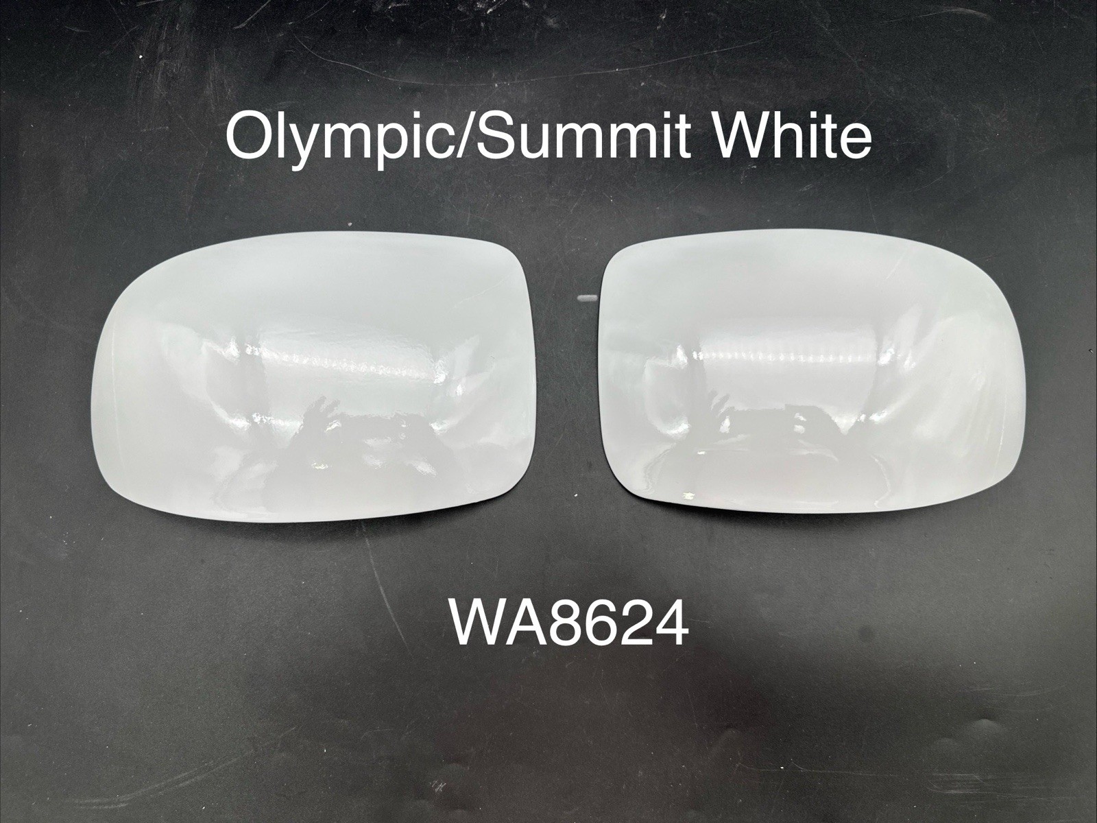 1999-2007 SILVERADO SIERRA MIRROR CAP TRIM Set Driver-Pass Olympic White WA8624