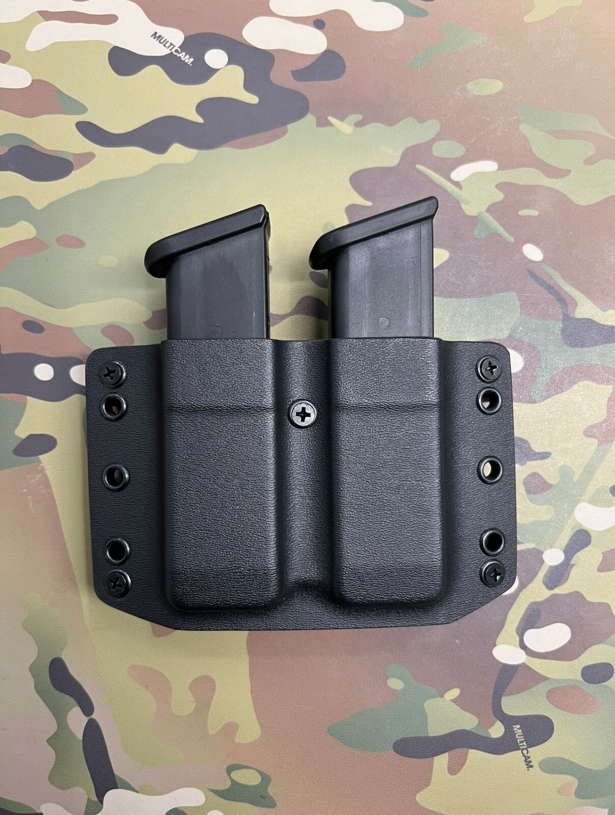 Black Kydex Dual Magazine Carrier for Glock 9/40