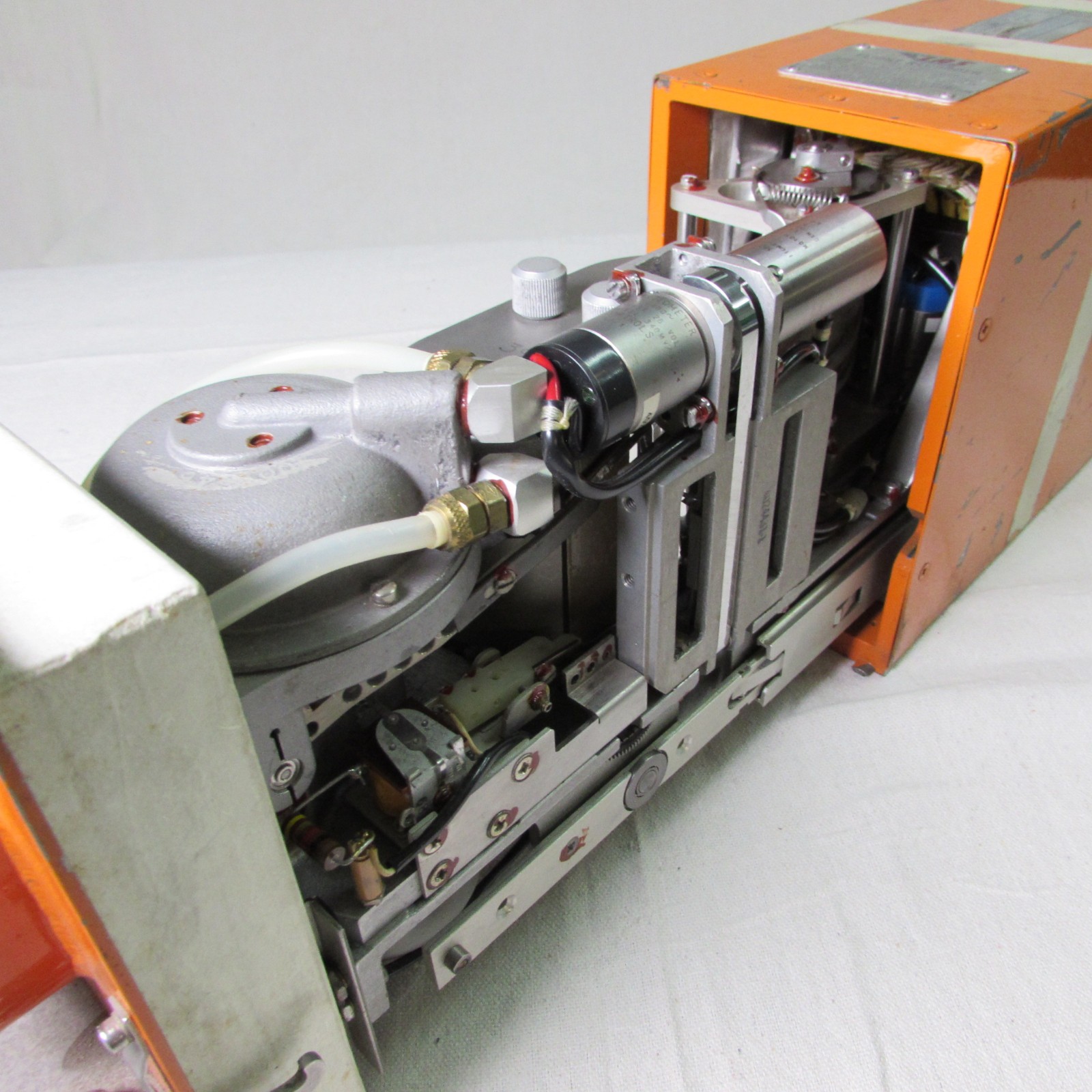 Vintage Lockheed Aircraft Flight Recorder Mdl. 109D FAA TS0 C-51 Vintage Lockheed Aircraft Flight Recorder Mdl. 109D FAA TS0 C-51
