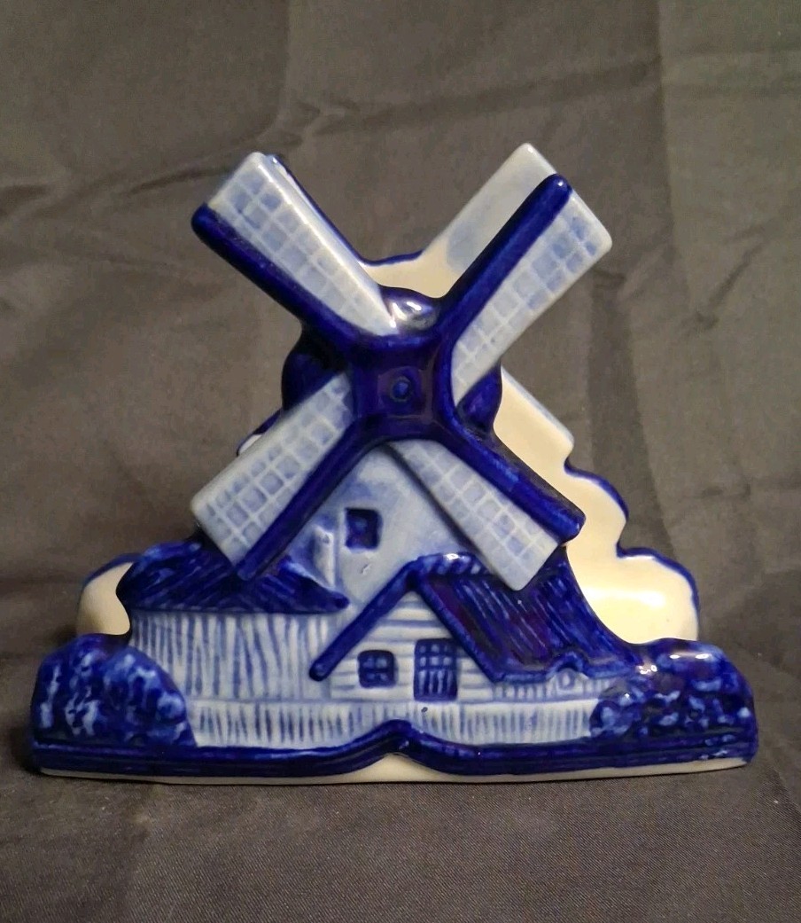 VTG DELFT D.A.I.C BLUE HAND PAINTED NAPKIN HOLDER WINDMILL