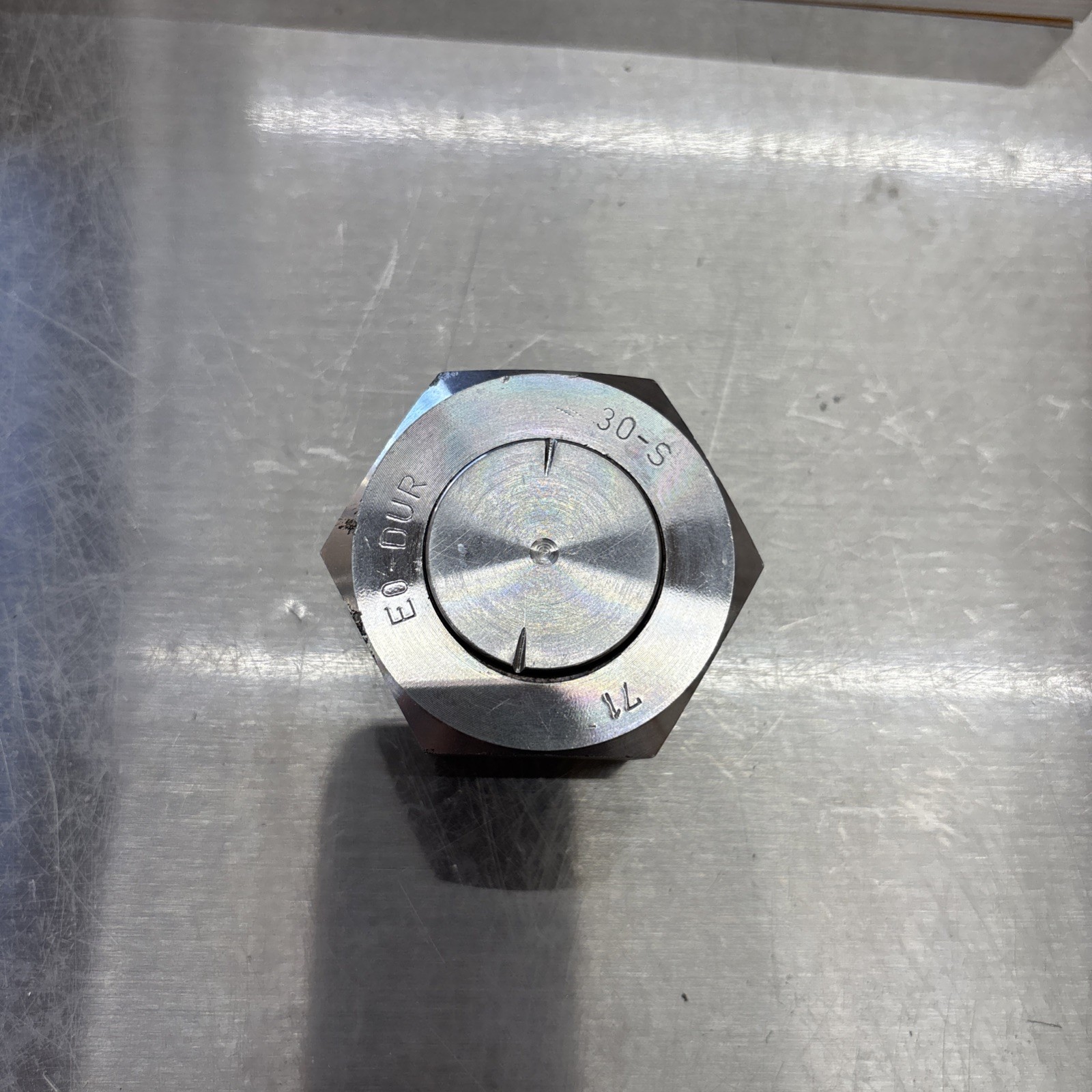 VKA30VITS71 Parker EO-DUR 30-S Stainless Cap With Seal. New.