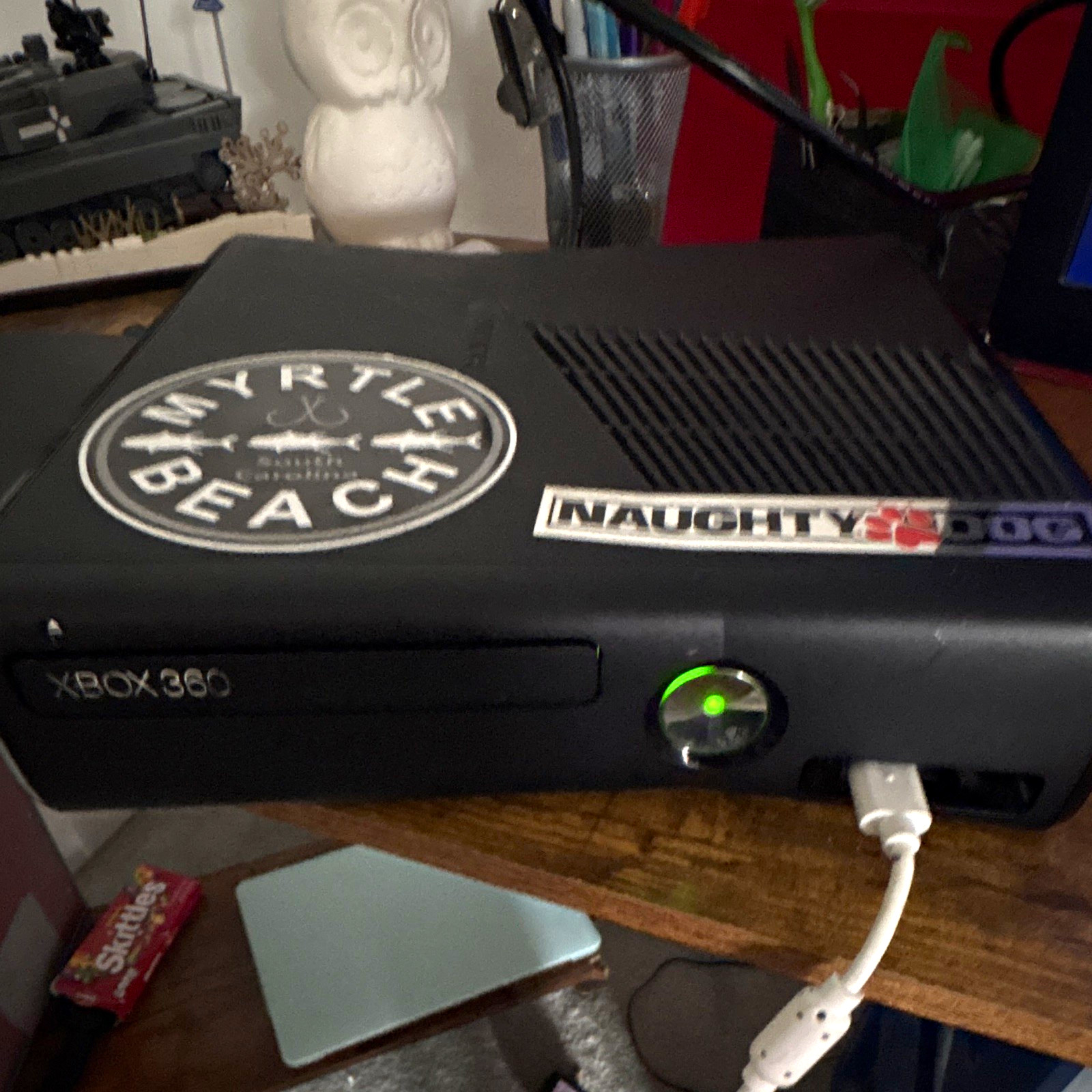Microsoft Xbox 360 Black Console + LEGO Pirates & Call of Juarez Microsoft Xbox 360 Black Console + LEGO Pirates & Call of Juarez