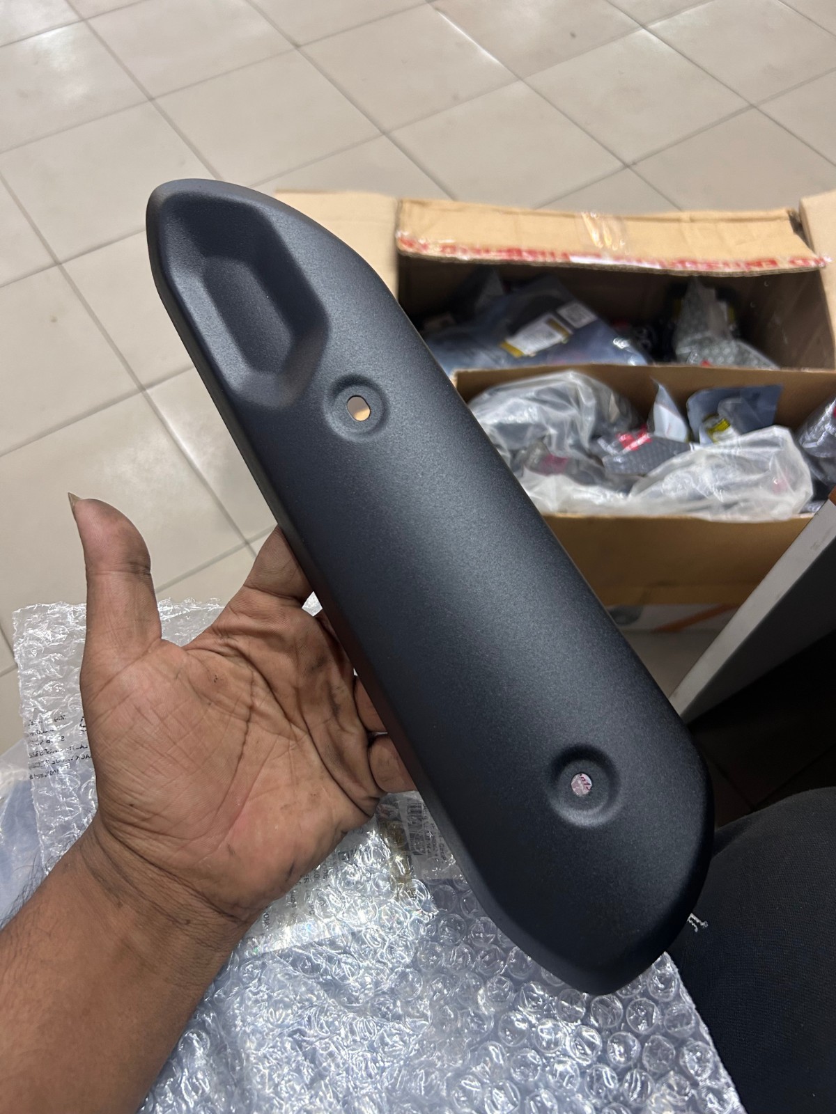 RLX00973/G – Silencer Guard for Royal Enfield Hunter 350 (Genuine Fit)