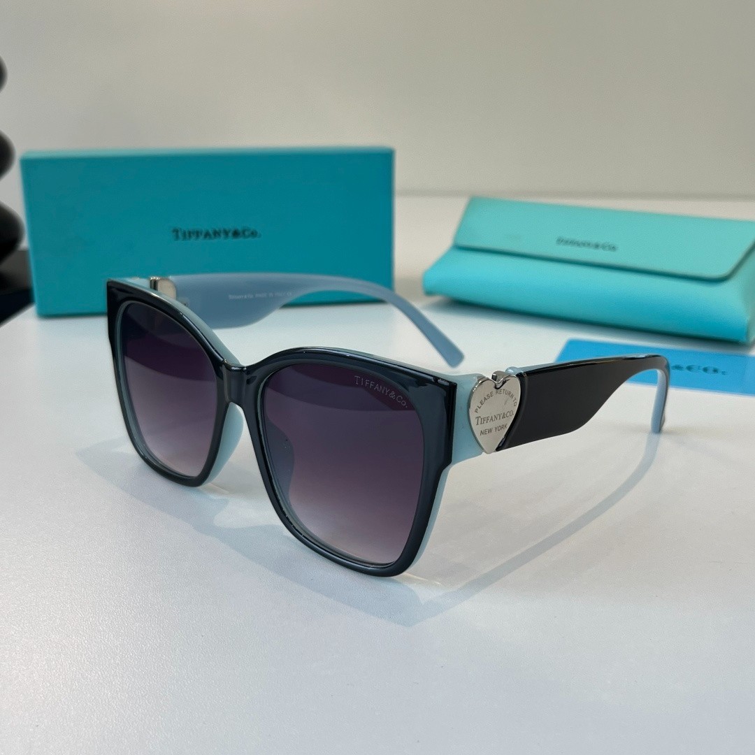 Tiffany & Co TF4216  Women\'s Sunglasses Lens Size 58-17-135mm - With New Case
