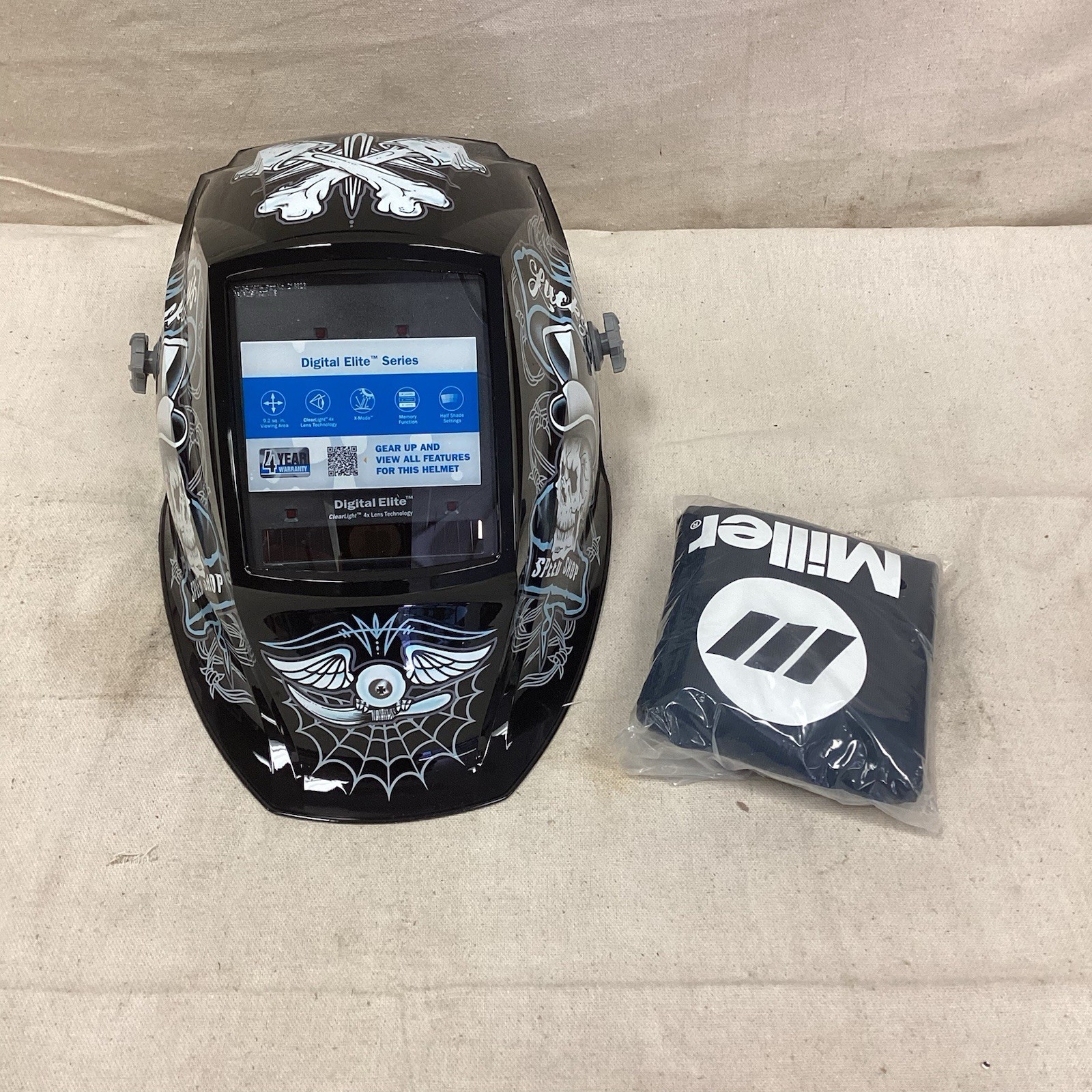 MILLER ELECTRIC 296766 Welding Helmet 4 Arc Sensors Skulls MILLER ELECTRIC 296766 Welding Helmet 4 Arc Sensors Skulls