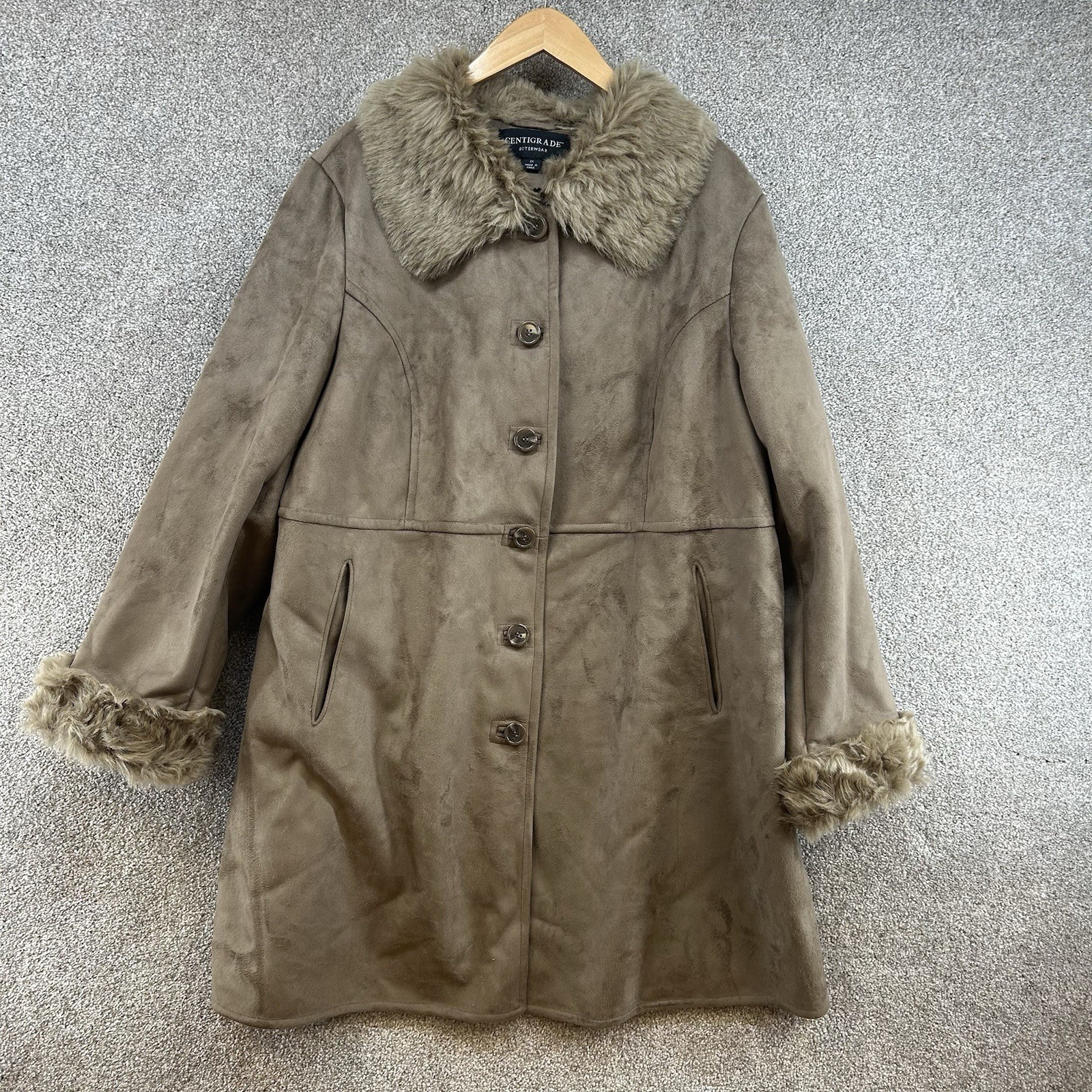 Centigrade Women\'s Jacket Size 2X Faux Suede Faux Fur Coat Taupe Button Winter Centigrade Women\'s Jacket Size 2X Faux Suede Faux Fur Coat Taupe Button Winter