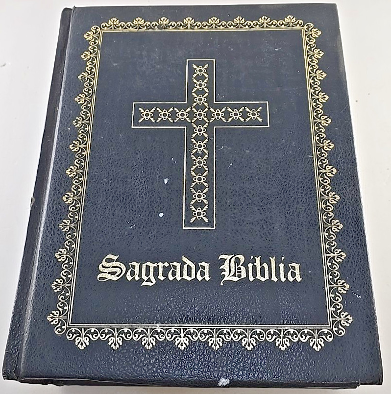 Rare Vintage 1965\'s La Sagrada Biblia