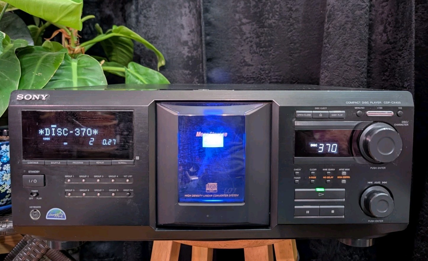 Works great Sony CDP-CX400 MegaStorage 400 CD Changer