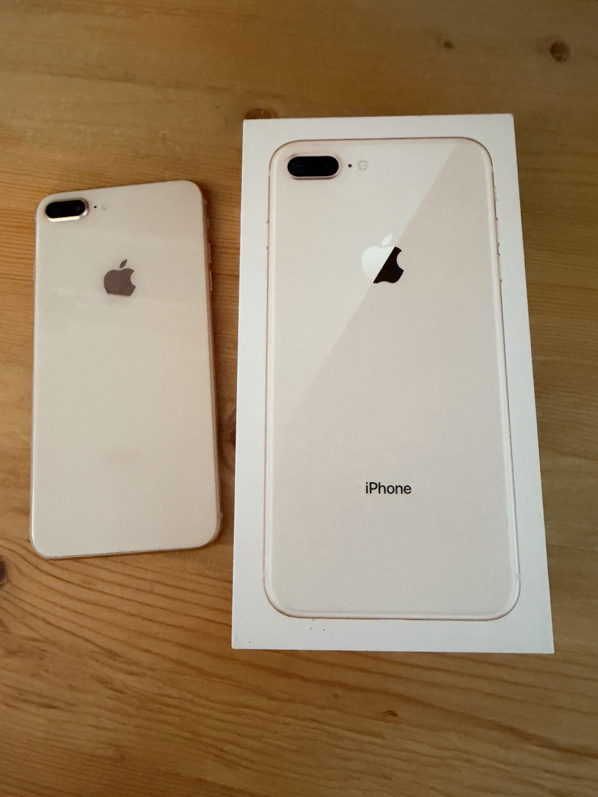iPhone 8 Plus 64GB Gold Locked AT&T Excellent Condition Original Box