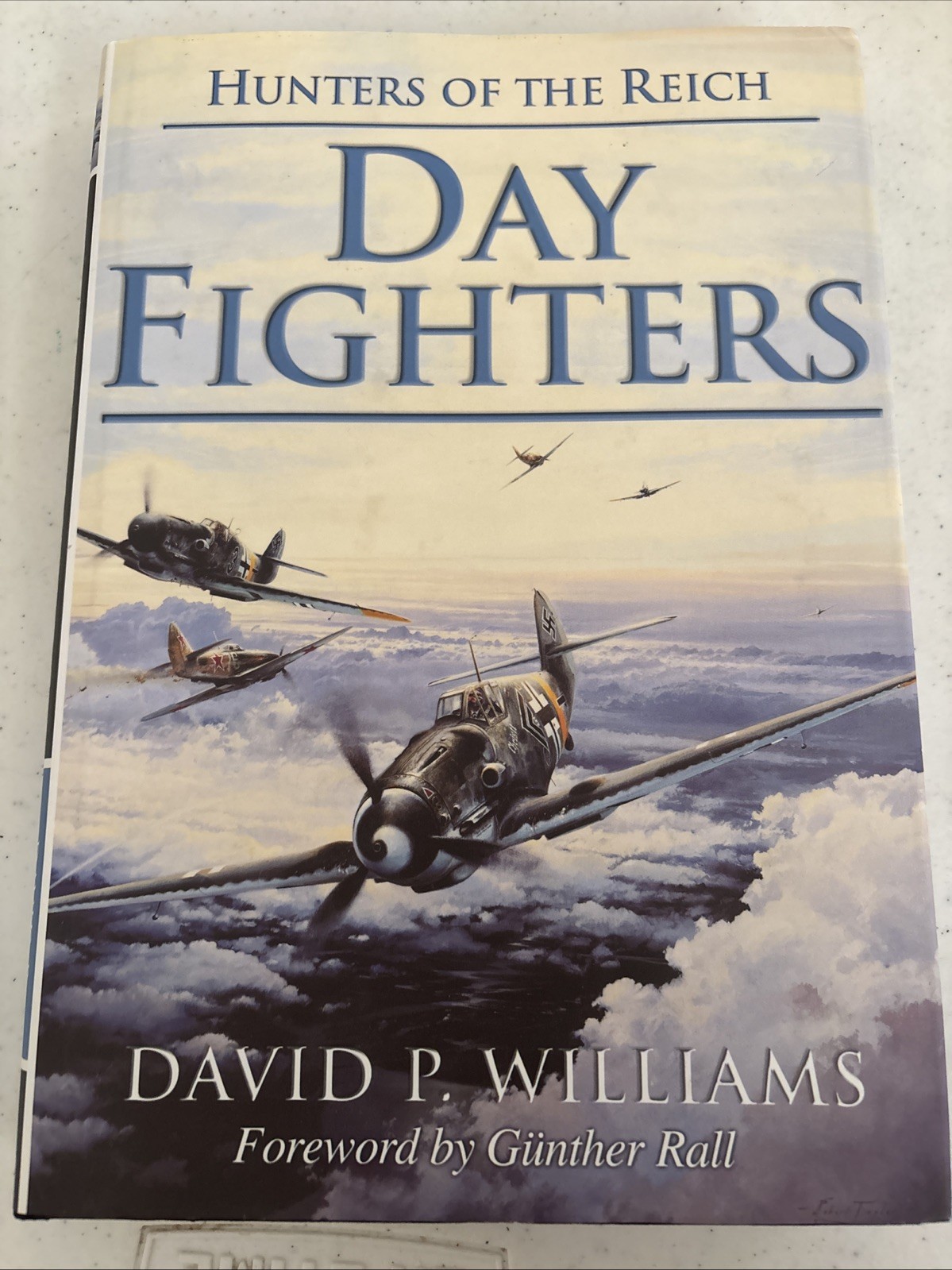 Day Fighters Hunters of the Reich by David Williams+ PAGES NEVER TURNED Spec Ed 