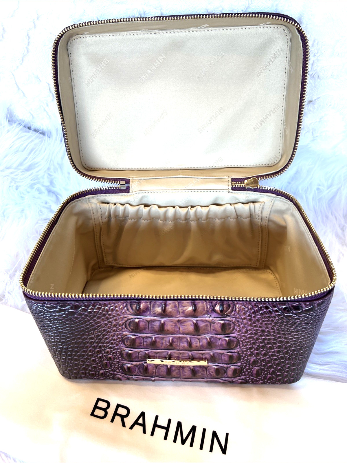 NWT BRAHMIN Charmaine \'Fig Jam\' Melbourne Leather Cosmetic Travel Train Case