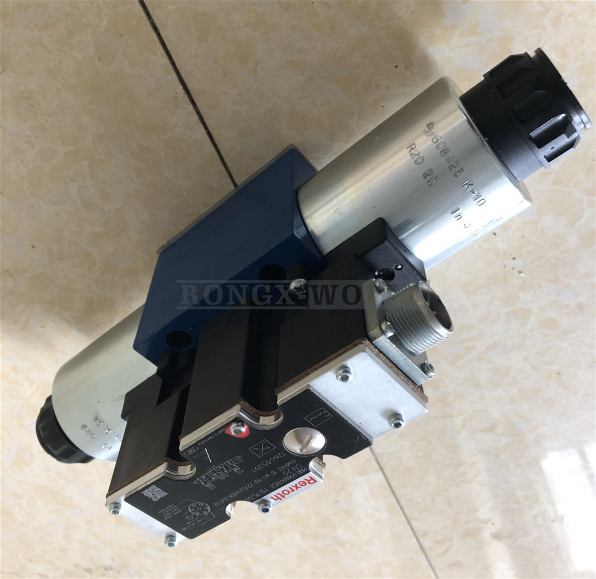 NEW 1PCS Rexroth Proportional valve R900949757 4WRAE10W1-60-22/G24N9K31/F1V